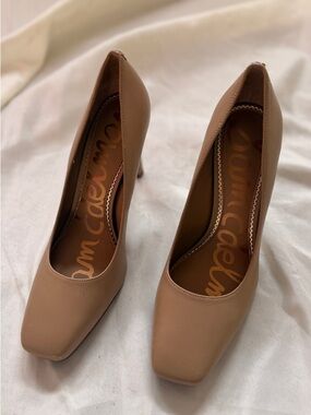Sam Edelman Nude/Tan Square-Toe Dress Pumps
